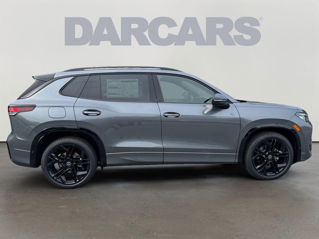 new 2025 Volkswagen Tiguan car, priced at $32,784