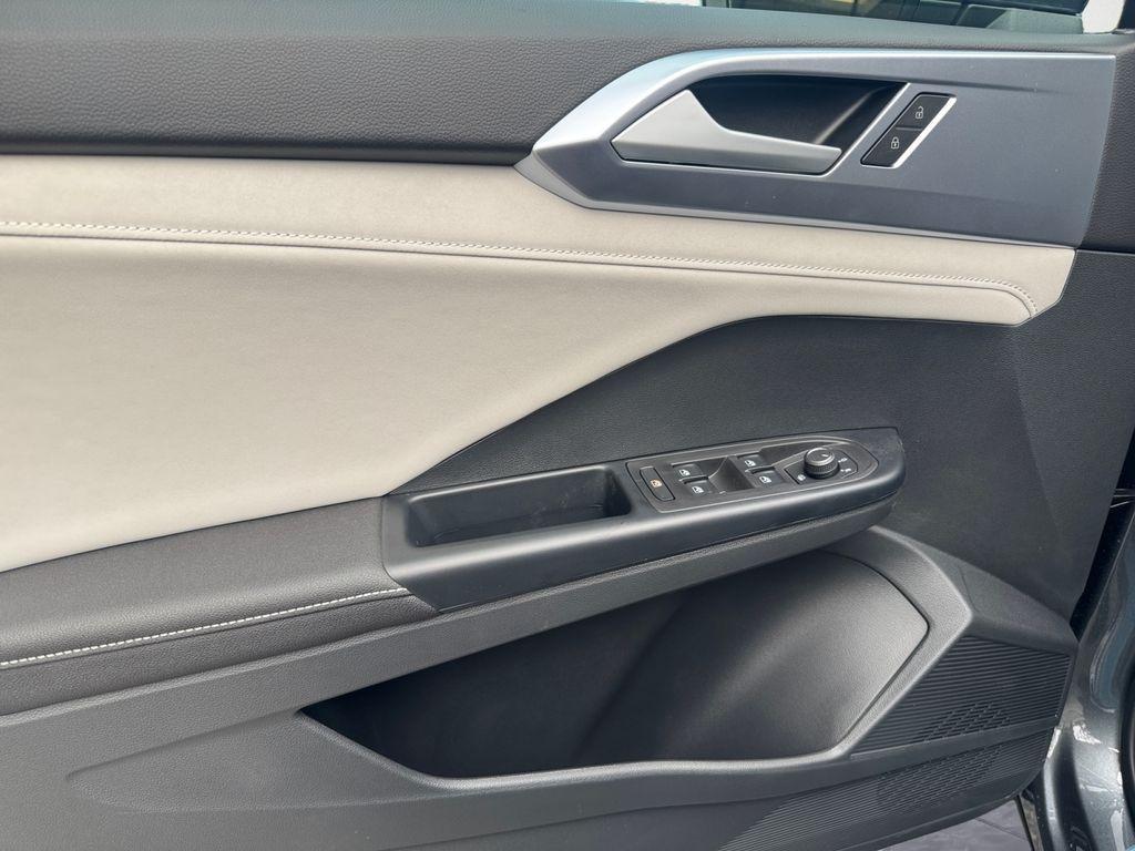 new 2026 Volkswagen Taos car, priced at $32,454