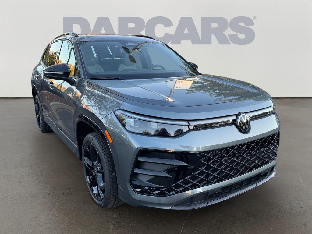 new 2025 Volkswagen Tiguan car, priced at $33,769