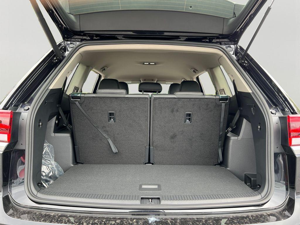 new 2026 Volkswagen Atlas car, priced at $37,086