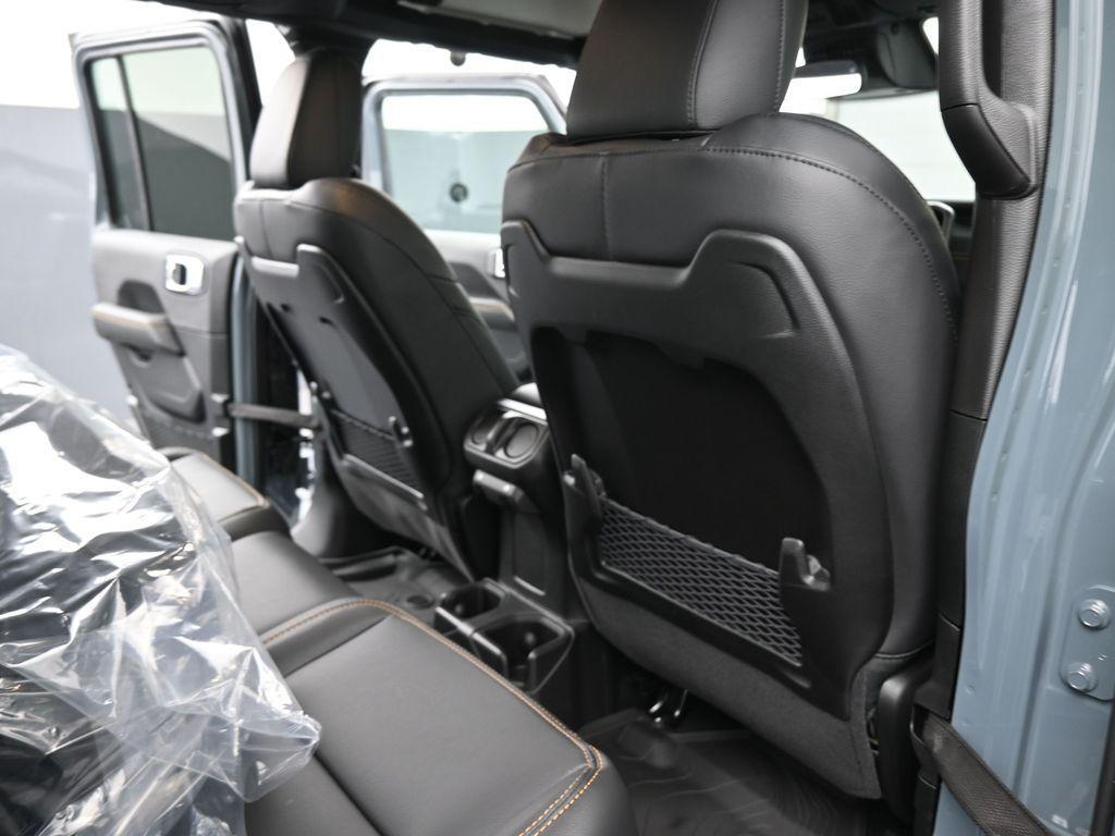 new 2026 Jeep Gladiator car, priced at $45,448