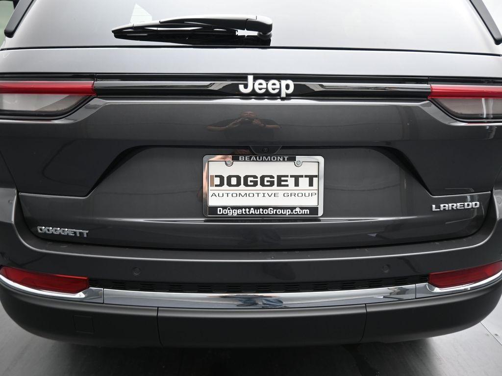 new 2025 Jeep Grand Cherokee car, priced at $34,425