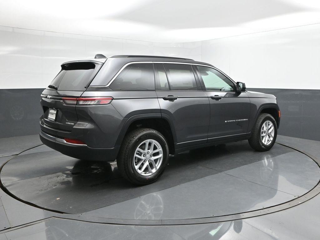 new 2025 Jeep Grand Cherokee car, priced at $34,425