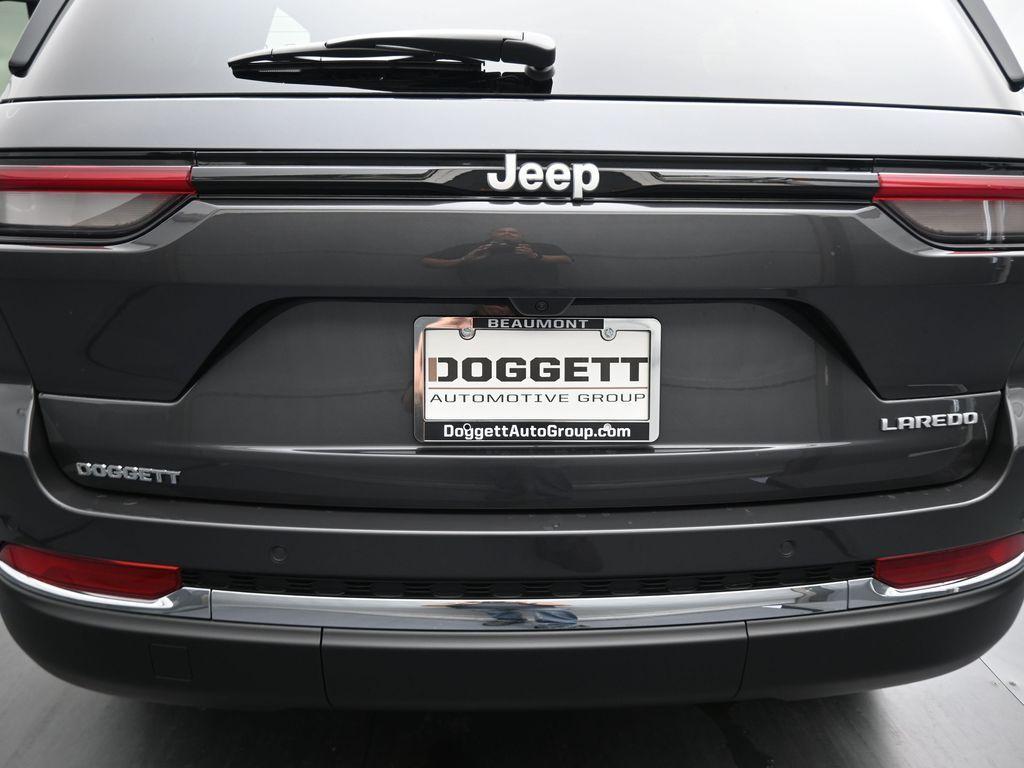 new 2025 Jeep Grand Cherokee car, priced at $32,425