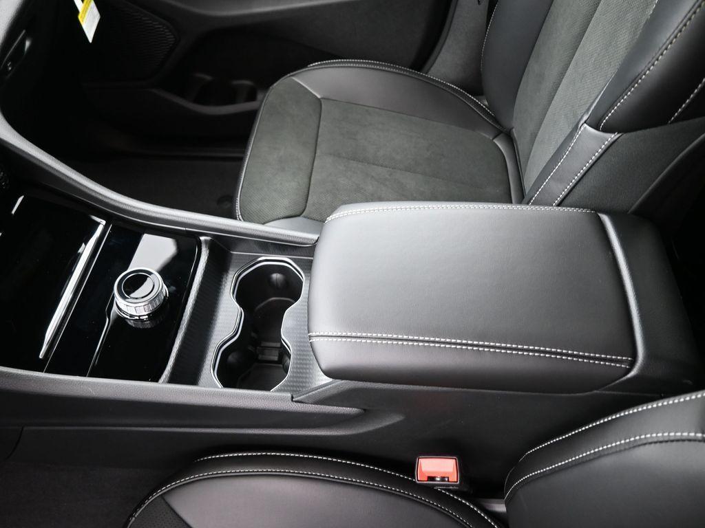 new 2025 Jeep Grand Cherokee L car, priced at $39,190