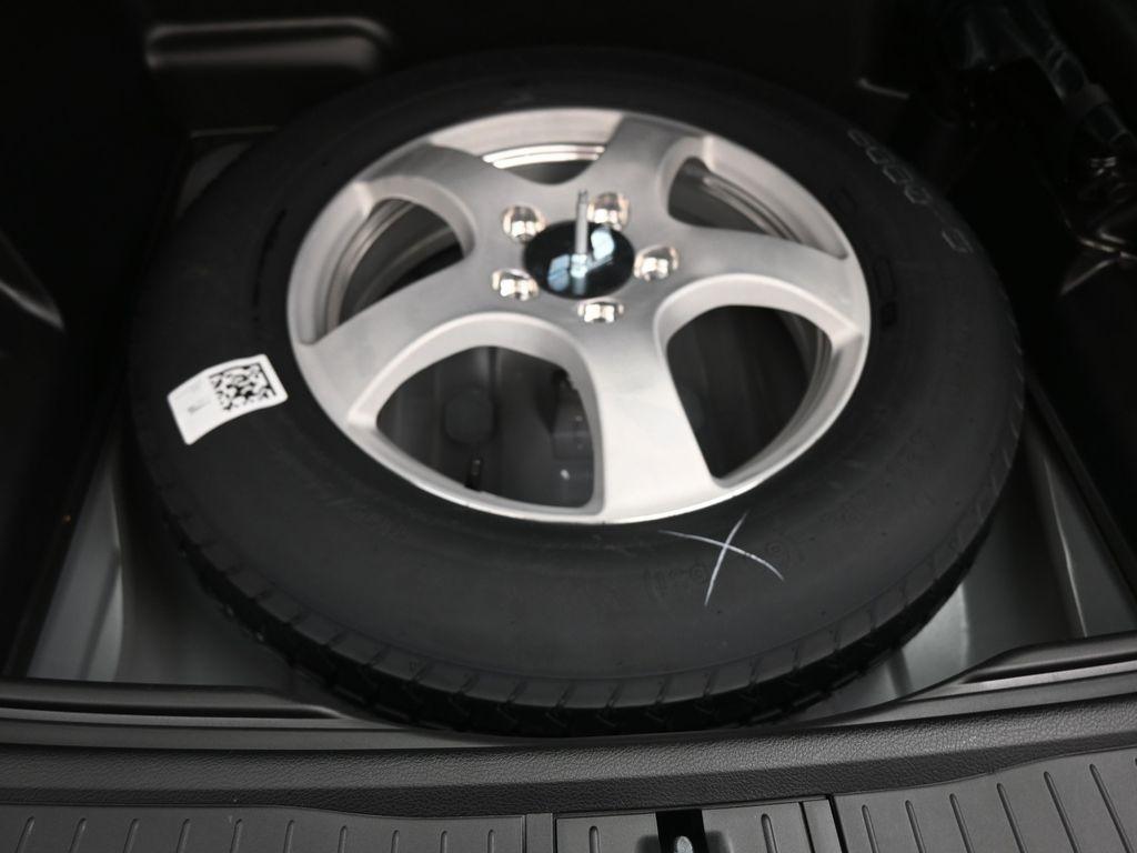 new 2026 Jeep Grand Cherokee car, priced at $42,282