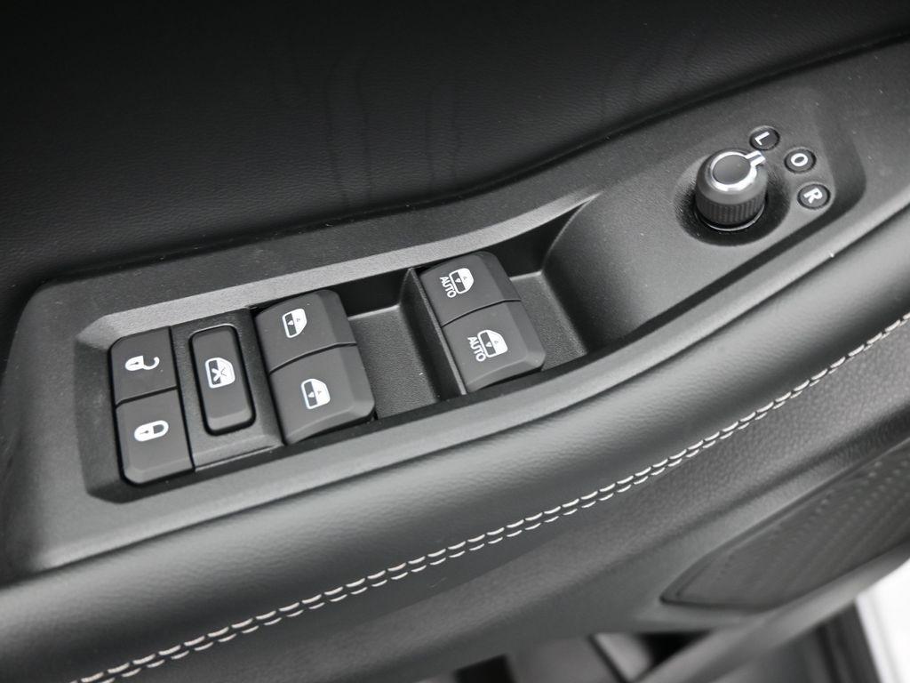 new 2025 Jeep Grand Cherokee car, priced at $36,460