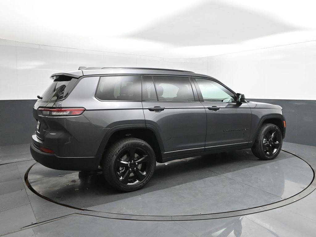 new 2025 Jeep Grand Cherokee L car, priced at $41,212