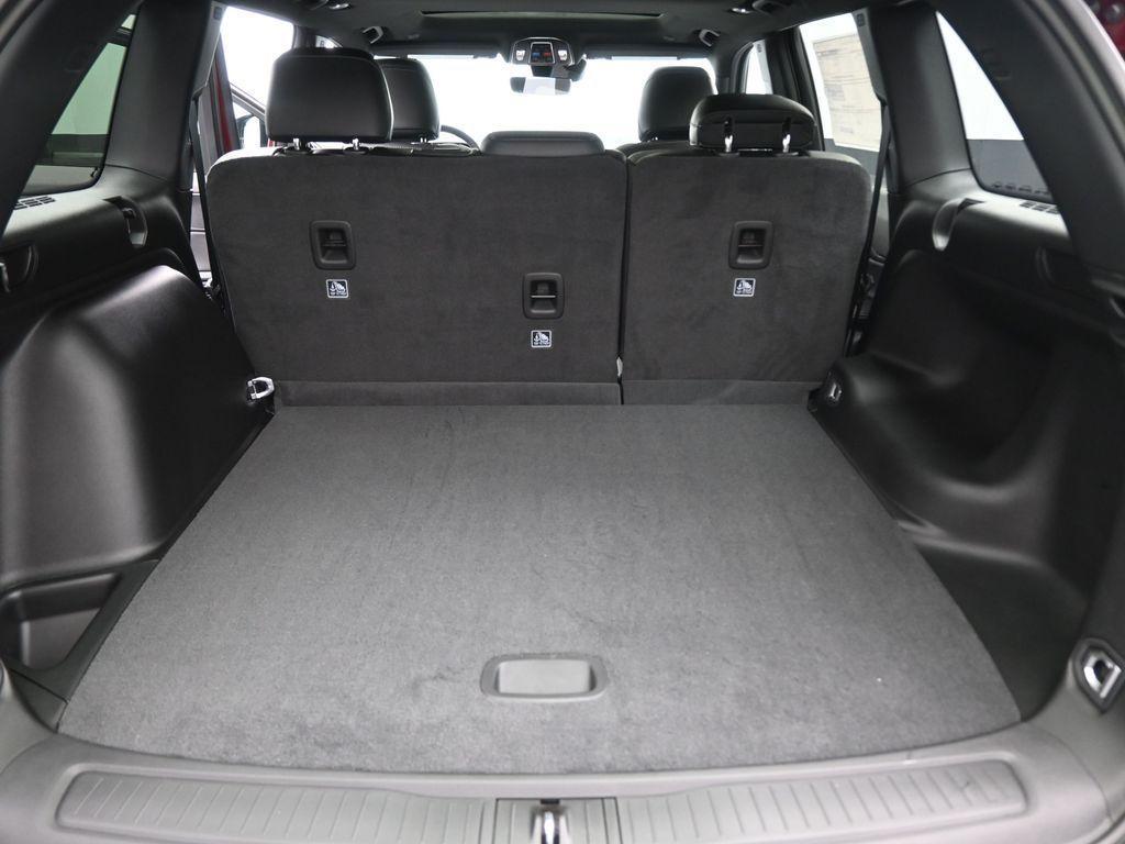 new 2025 Jeep Grand Cherokee car, priced at $36,978