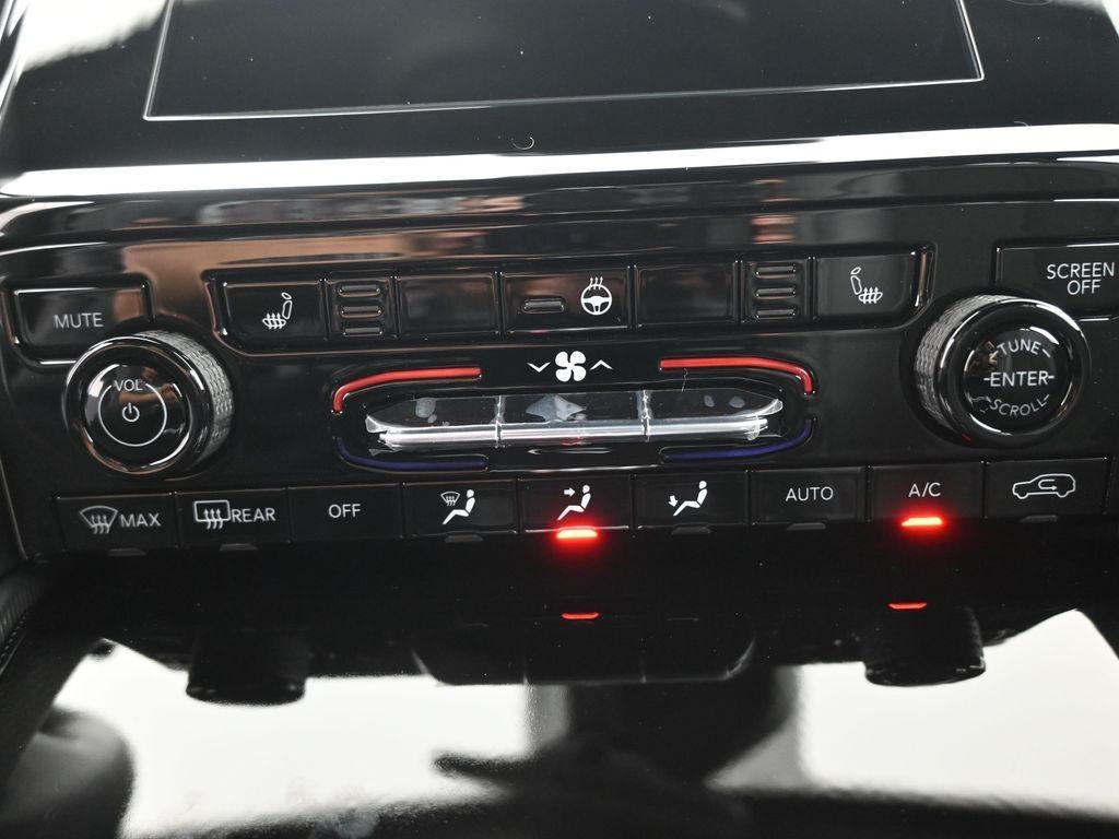 new 2025 Jeep Grand Cherokee car, priced at $39,307