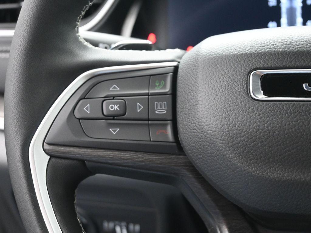 new 2025 Jeep Grand Cherokee car, priced at $35,724