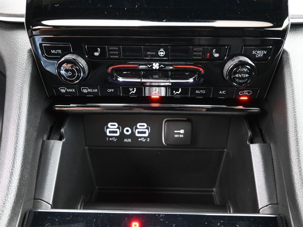 new 2025 Jeep Grand Cherokee car, priced at $37,724