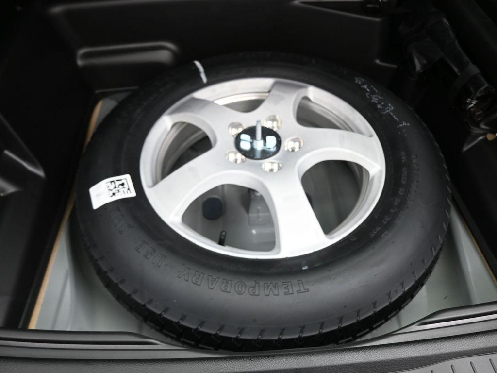 new 2025 Jeep Grand Cherokee car, priced at $37,632