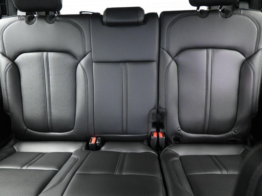 new 2026 Jeep Grand Wagoneer car, priced at $63,777