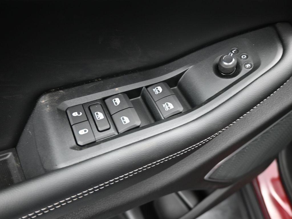 new 2026 Jeep Grand Cherokee car, priced at $43,880