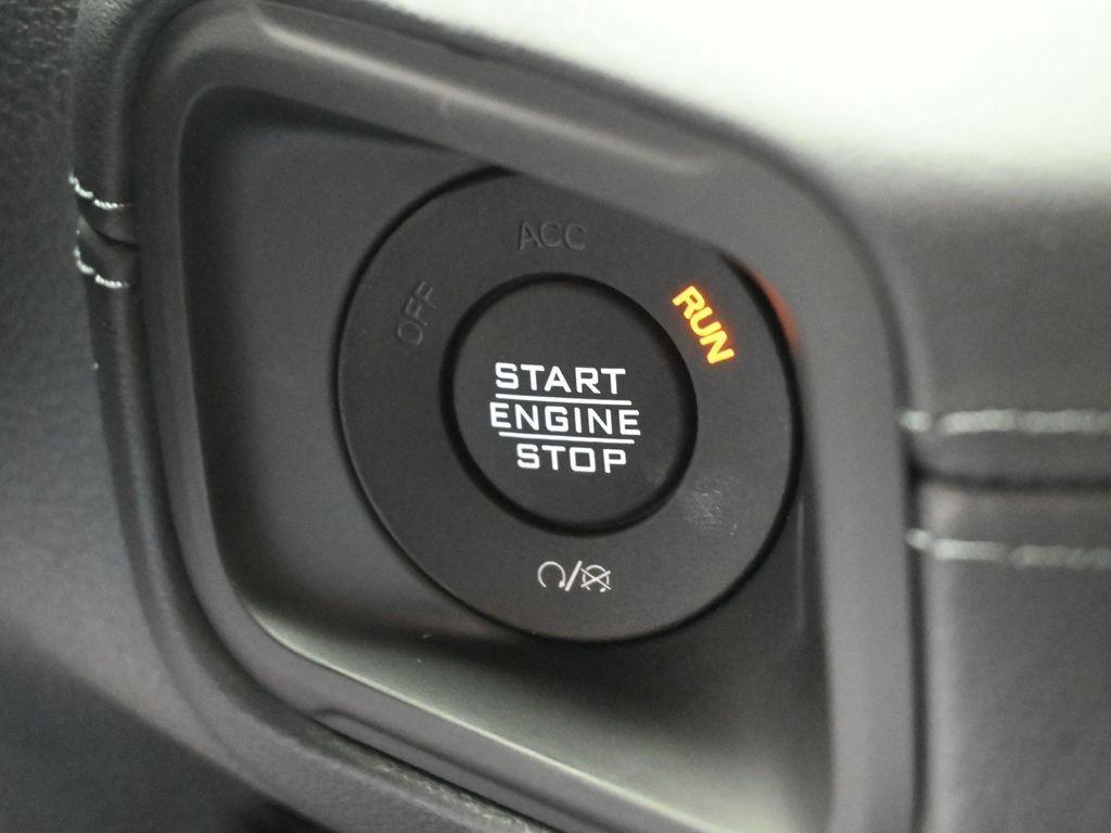 new 2025 Jeep Gladiator car, priced at $39,750