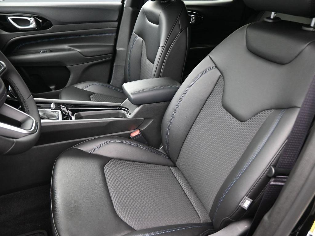 new 2026 Jeep Compass car, priced at $30,976