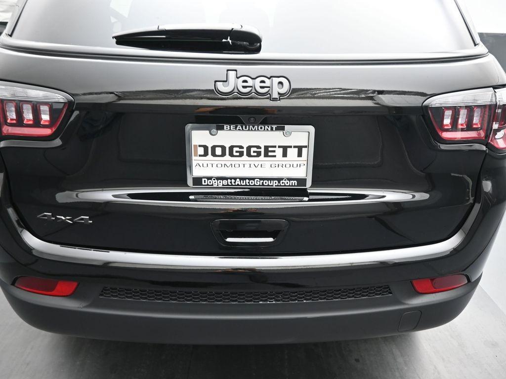 new 2026 Jeep Compass car, priced at $30,976