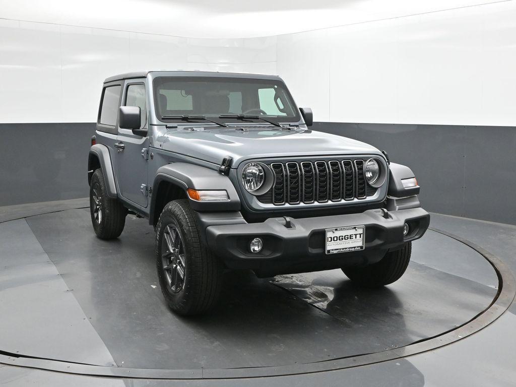 new 2026 Jeep Wrangler car, priced at $40,319