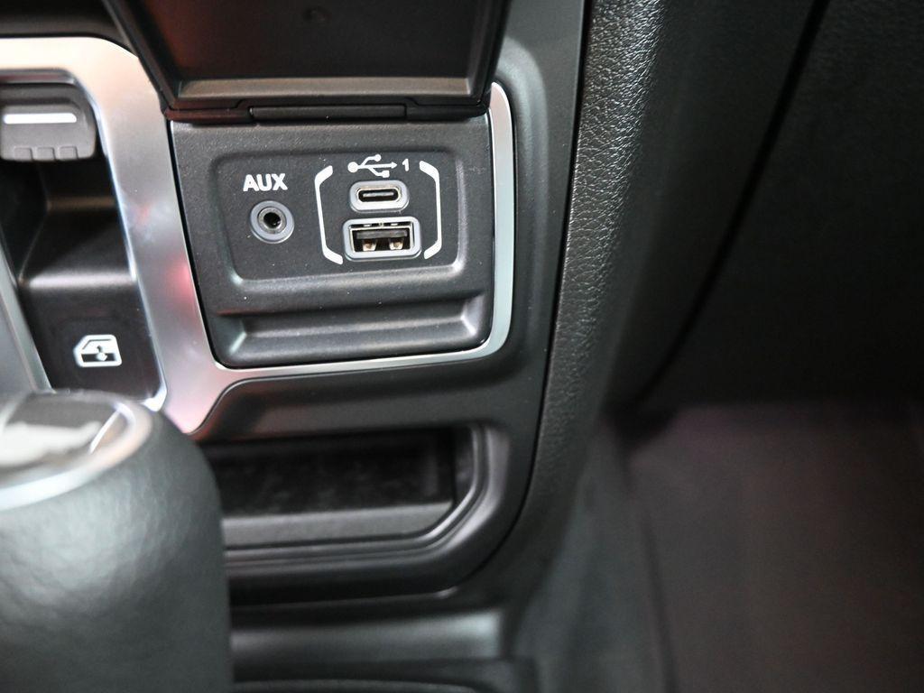 new 2026 Jeep Wrangler car, priced at $40,319