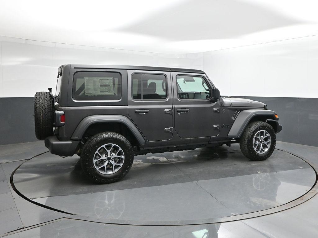 new 2025 Jeep Wrangler car, priced at $40,143