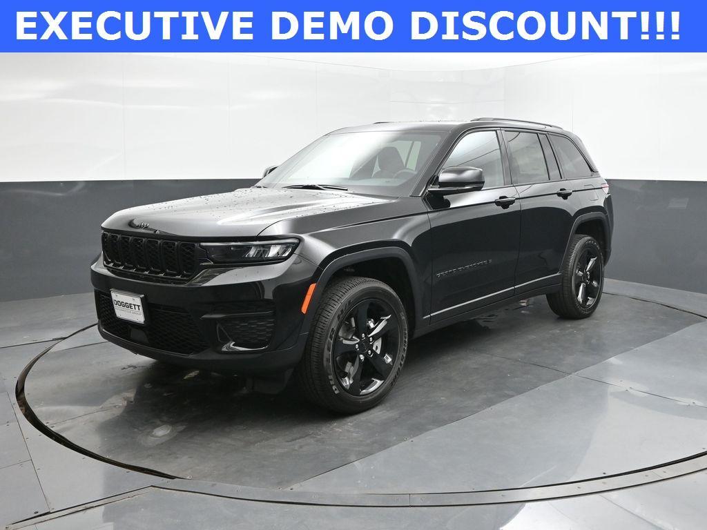 new 2025 Jeep Grand Cherokee car, priced at $36,080