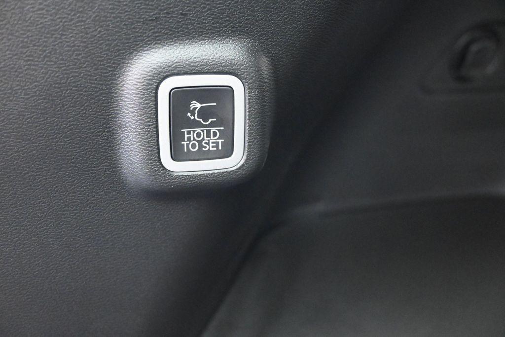 new 2026 Jeep Cherokee car, priced at $40,318