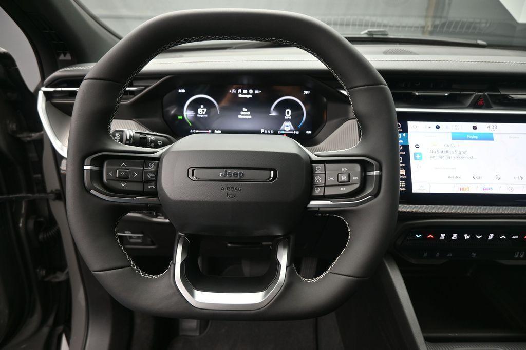 new 2026 Jeep Cherokee car, priced at $40,318