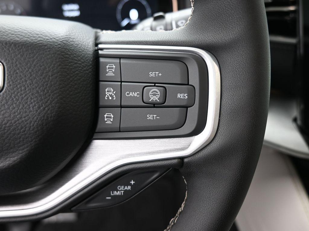 new 2026 Jeep Grand Wagoneer car, priced at $77,544