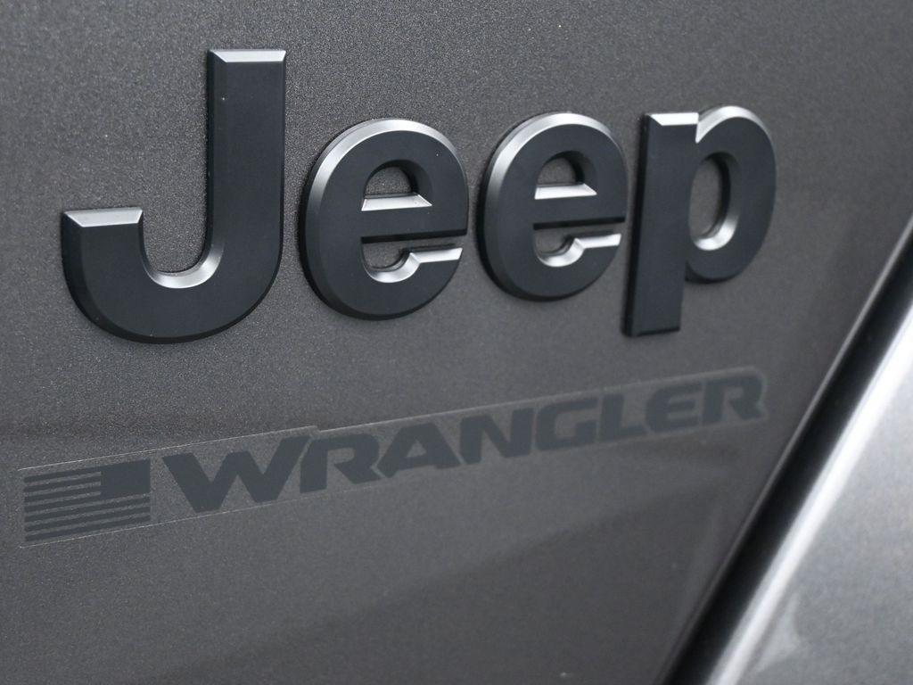 new 2025 Jeep Wrangler car, priced at $48,597