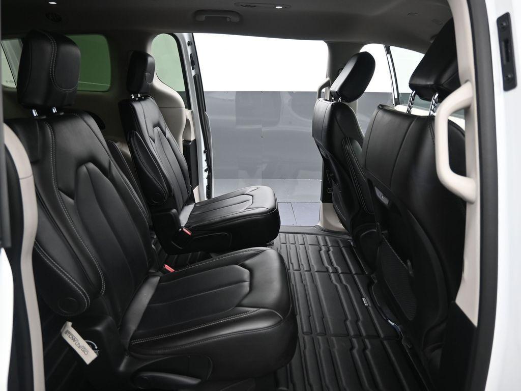 used 2023 Chrysler Pacifica car, priced at $26,189