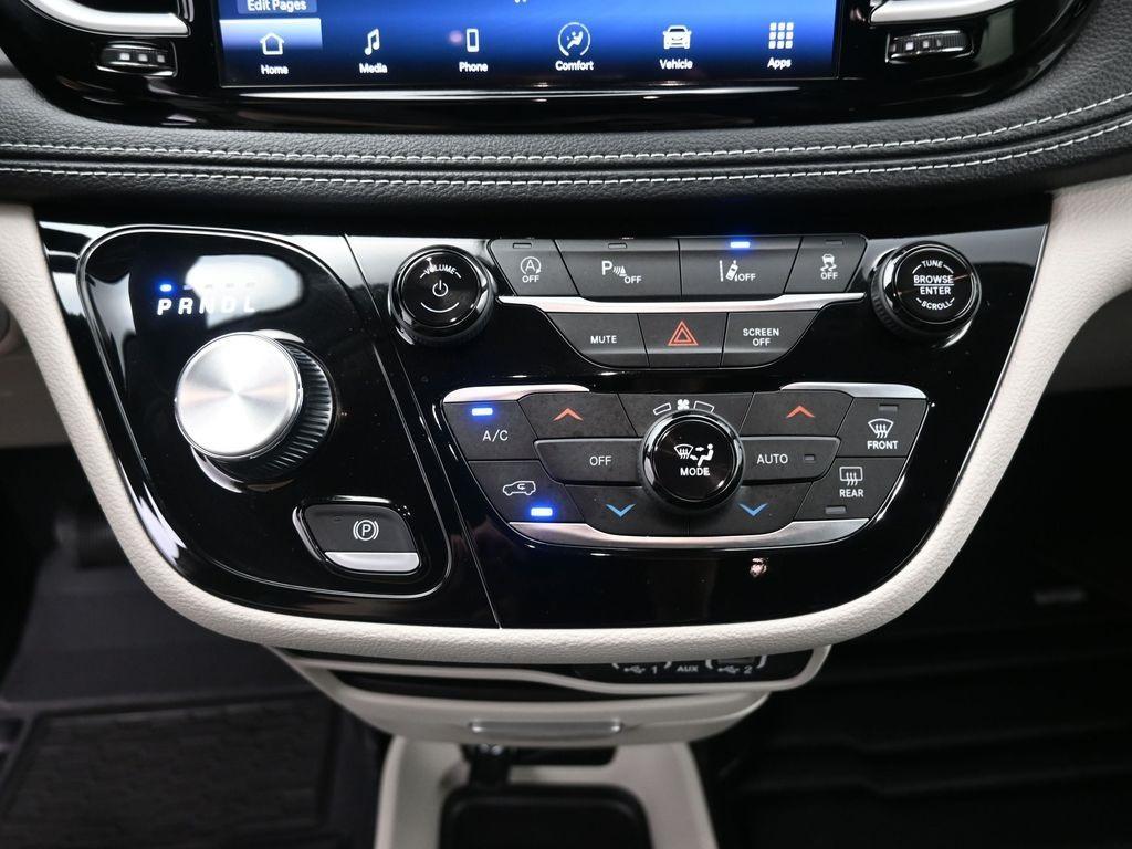 used 2023 Chrysler Pacifica car, priced at $26,189