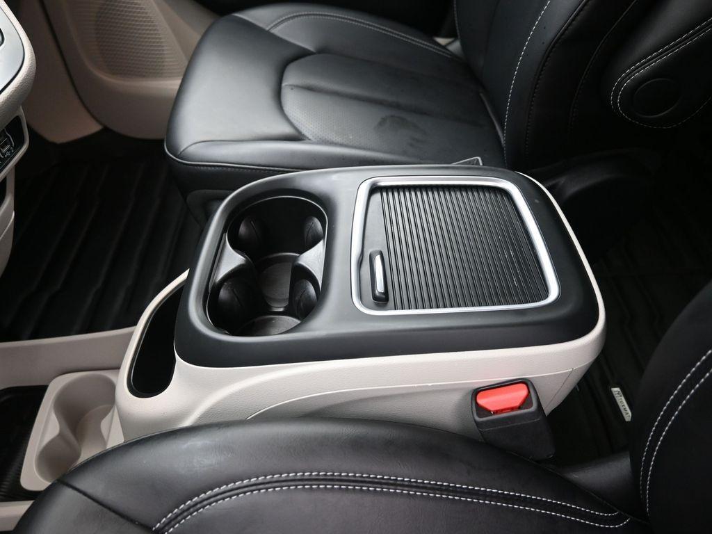 used 2023 Chrysler Pacifica car, priced at $26,189