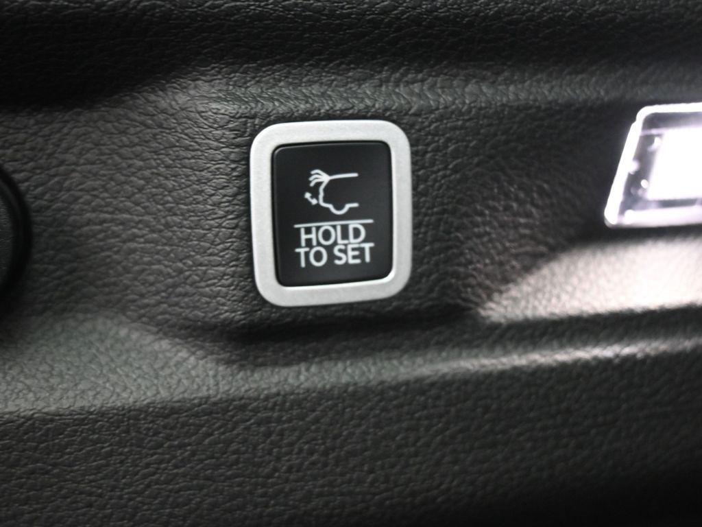 new 2025 Jeep Grand Cherokee L car, priced at $40,490