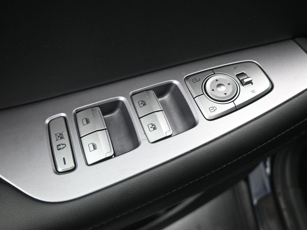 used 2024 Hyundai Palisade car, priced at $32,392