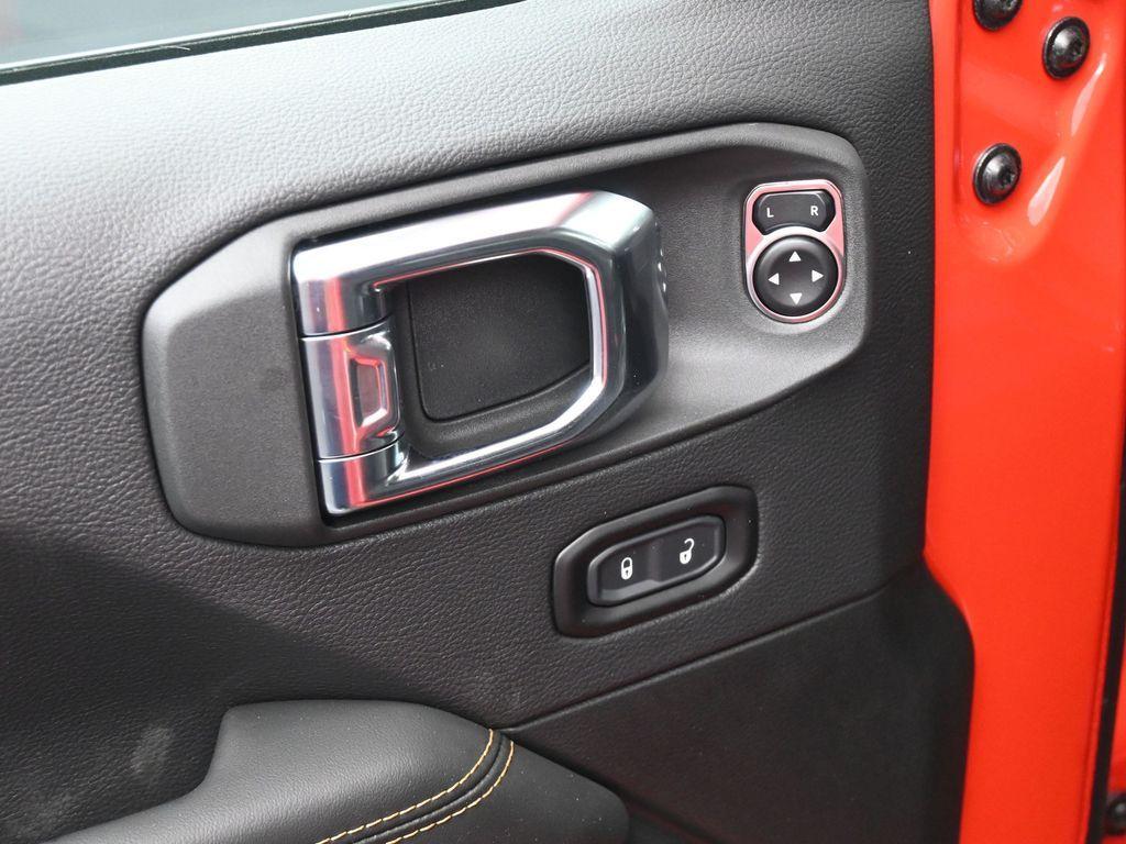 new 2025 Jeep Gladiator car, priced at $42,601