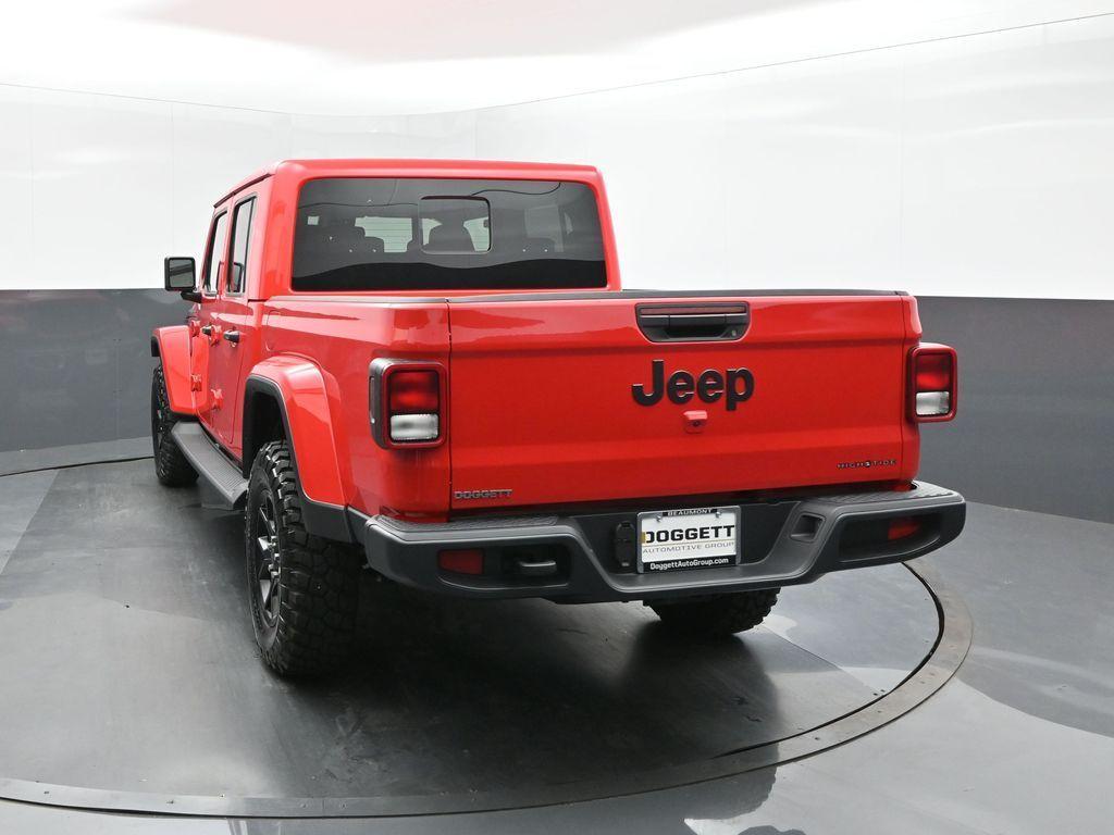 new 2025 Jeep Gladiator car, priced at $42,601