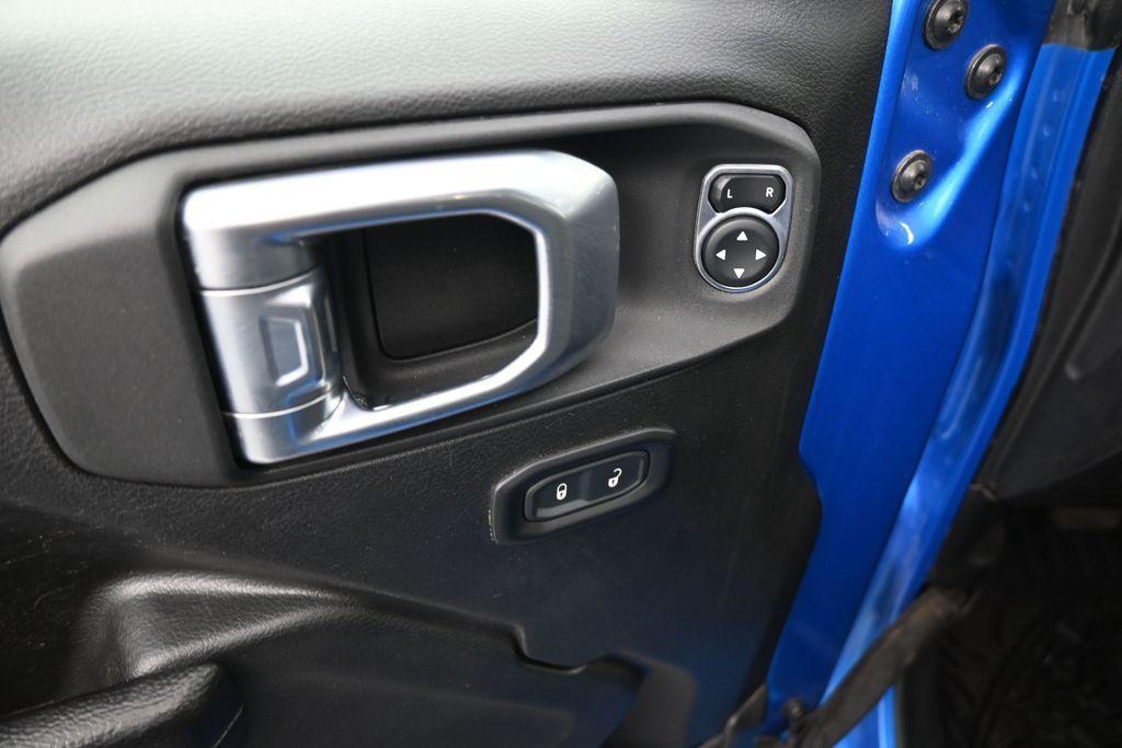 used 2022 Jeep Wrangler Unlimited car, priced at $28,776