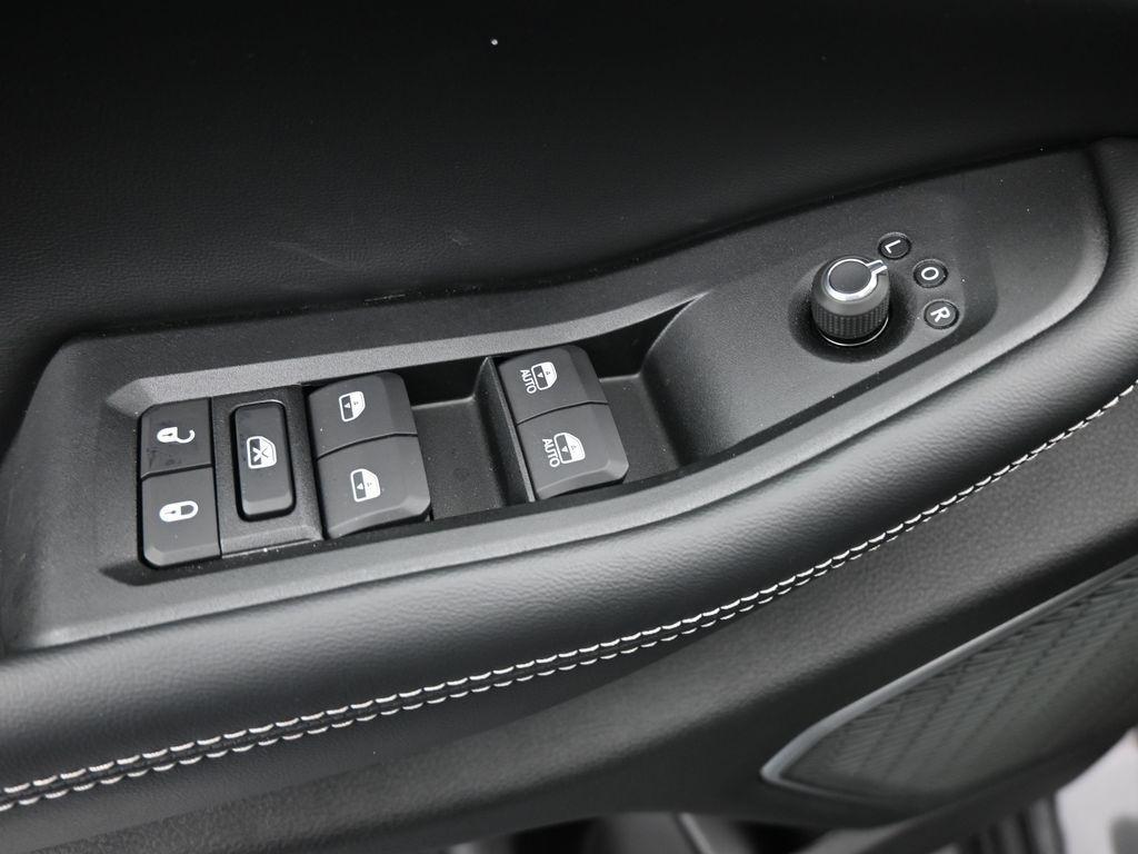 new 2026 Jeep Grand Cherokee car, priced at $41,327