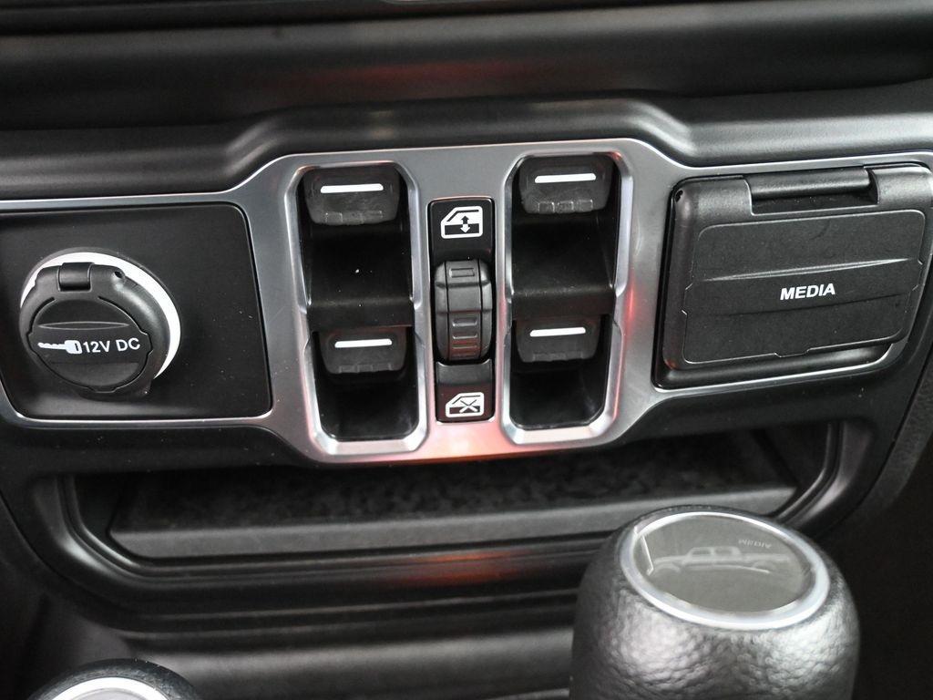 used 2023 Jeep Gladiator car, priced at $26,834