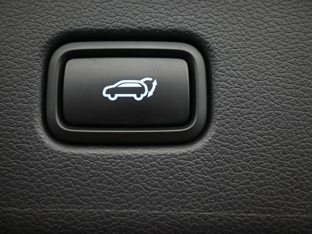 used 2024 Hyundai Palisade car, priced at $38,692