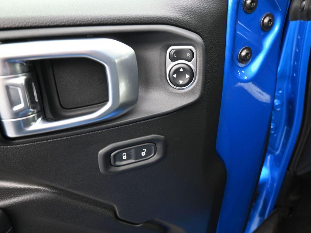 new 2026 Jeep Gladiator car, priced at $45,503