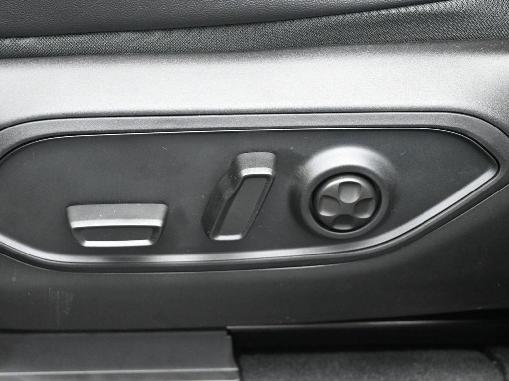 new 2025 Jeep Grand Cherokee L car, priced at $41,859