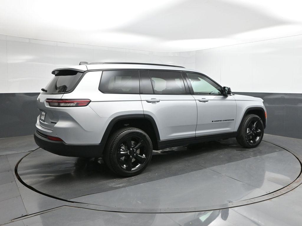 new 2025 Jeep Grand Cherokee L car, priced at $43,278