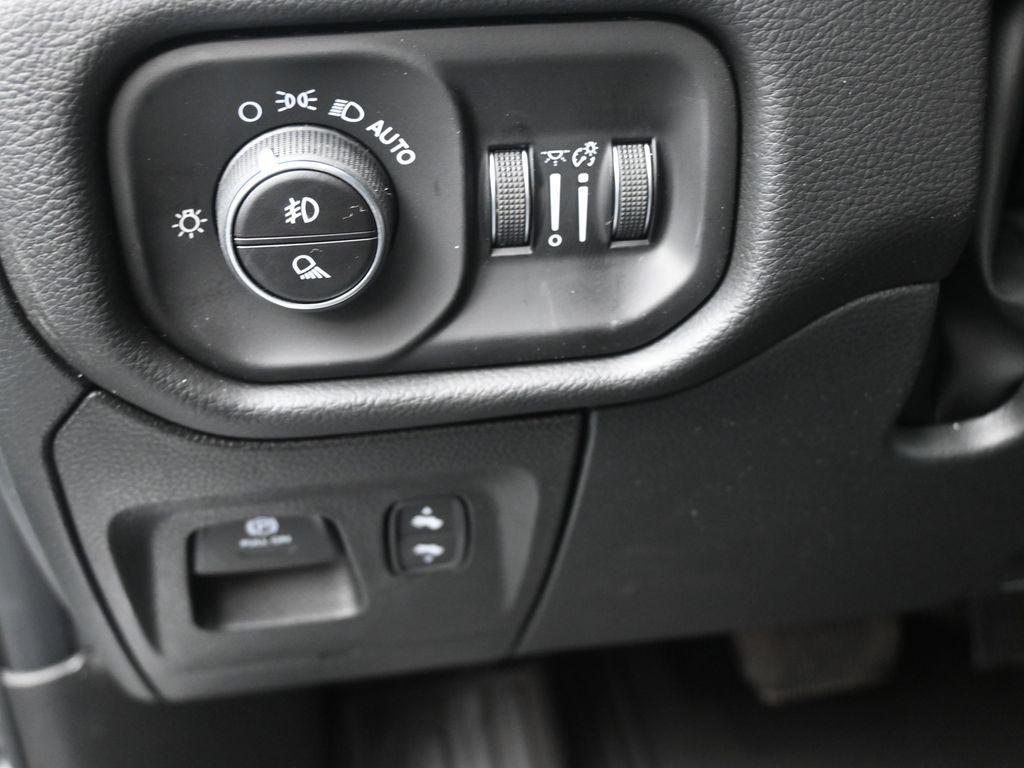 new 2026 Ram 1500 car, priced at $61,720