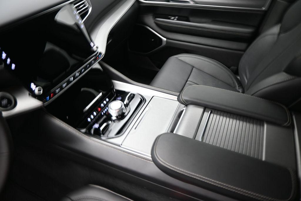 new 2026 Jeep Grand Wagoneer car, priced at $78,097