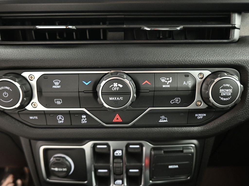 new 2026 Jeep Wrangler car, priced at $41,820