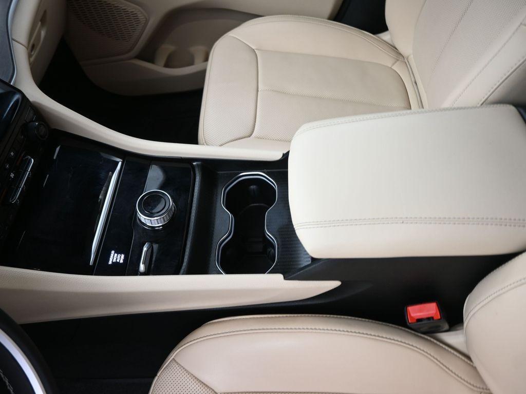 used 2024 Jeep Grand Cherokee car, priced at $33,704