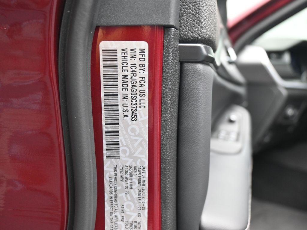 new 2025 Jeep Grand Cherokee car, priced at $36,991