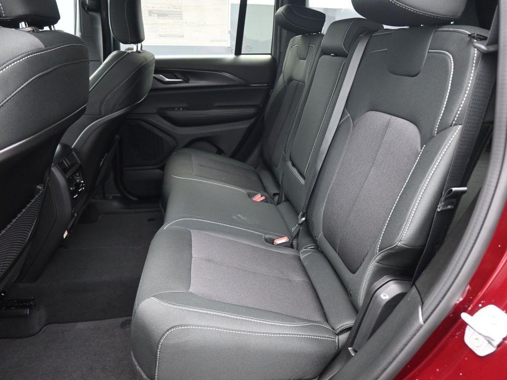 new 2025 Jeep Grand Cherokee car, priced at $36,991